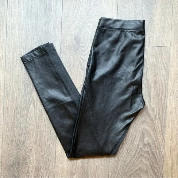 Aritzia Wilfred Rebelle Legging Pant Panelled Faux Leather Skinny Leg Black XS - Picture 2 of 16